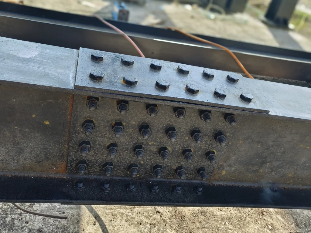 Baut Mutu Tinggi dalam Konstruksi Baja