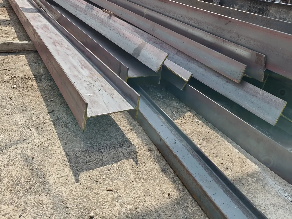 jasa konstruksi baja termurah di bali